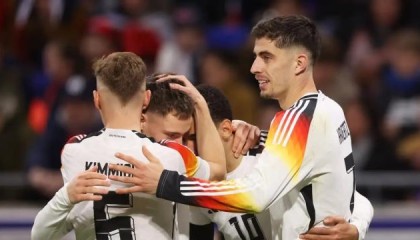 星空体育app-秦游夏：胜法国，德国搭好欧洲杯首发阵容框架