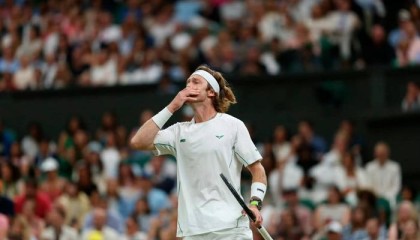 卢布列夫：每次输球后都感觉自己快死了，阿卡分享心理疗愈经验